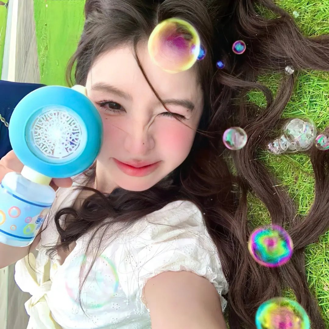 隔窗恋爱 海报